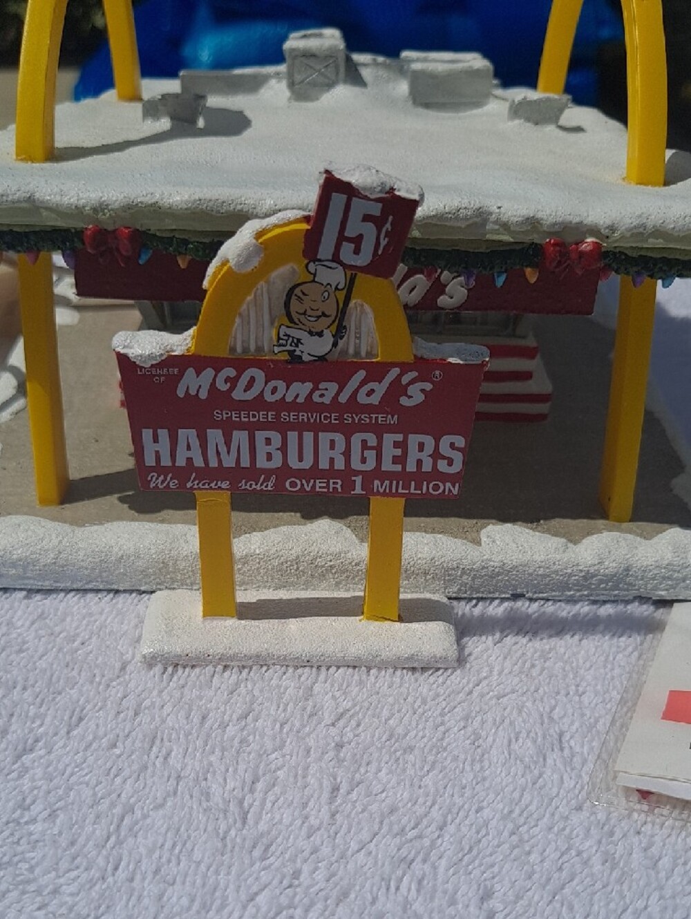 McDonald's Golden Arches Lighted Ceramic Sculpture. Holiday! - Picture 5 of 11